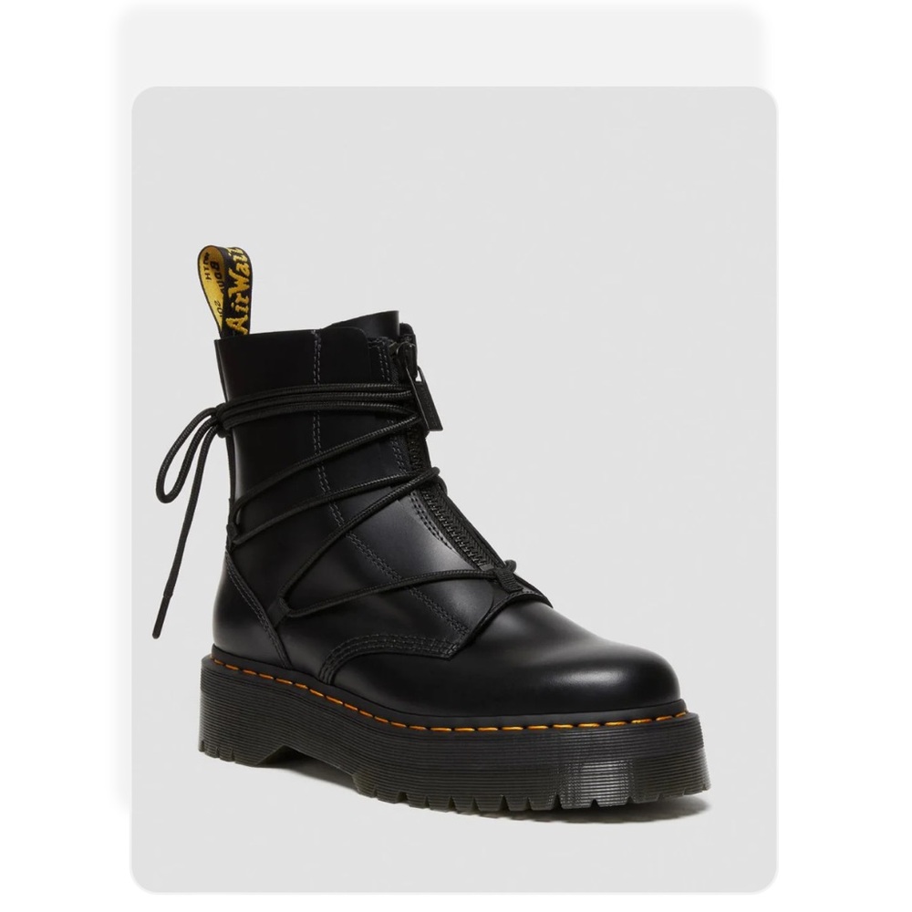 Dr. Martens Black Women's Boots Jarrick II Laced Leather Platform 7